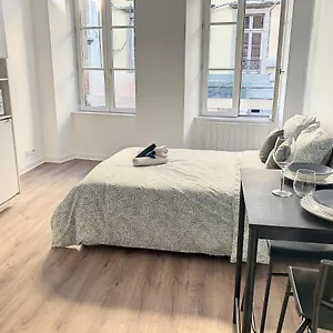 Gambetta - Studio - Terrasse - Proche Gare Appartement